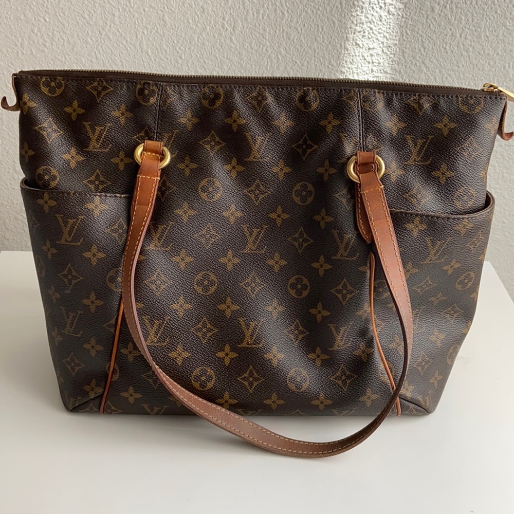 Louis Vuitton Large Tote great condition.